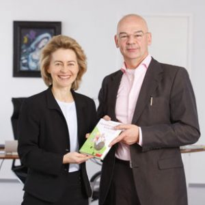 Dieter Bednarz mit Ursula von der Leyen